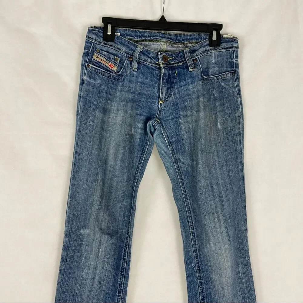 Diesel Women Lowky Jeans Straight Leg Size 28 - Picture 8 of 11